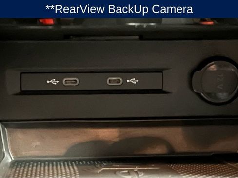 Used 2024 Volkswagen Taos SE image 11