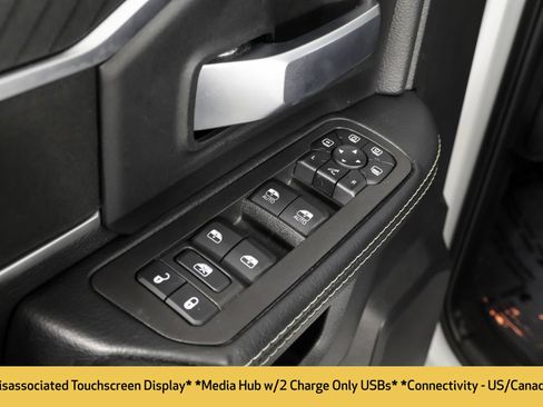 Used 2025 RAM 2500 Big Horn AWD/4WD image 39