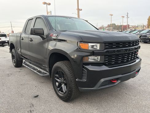 Used 2019 Chevrolet Silverado 1500 Custom Trail Boss w/ Custom Convenience Package image 4