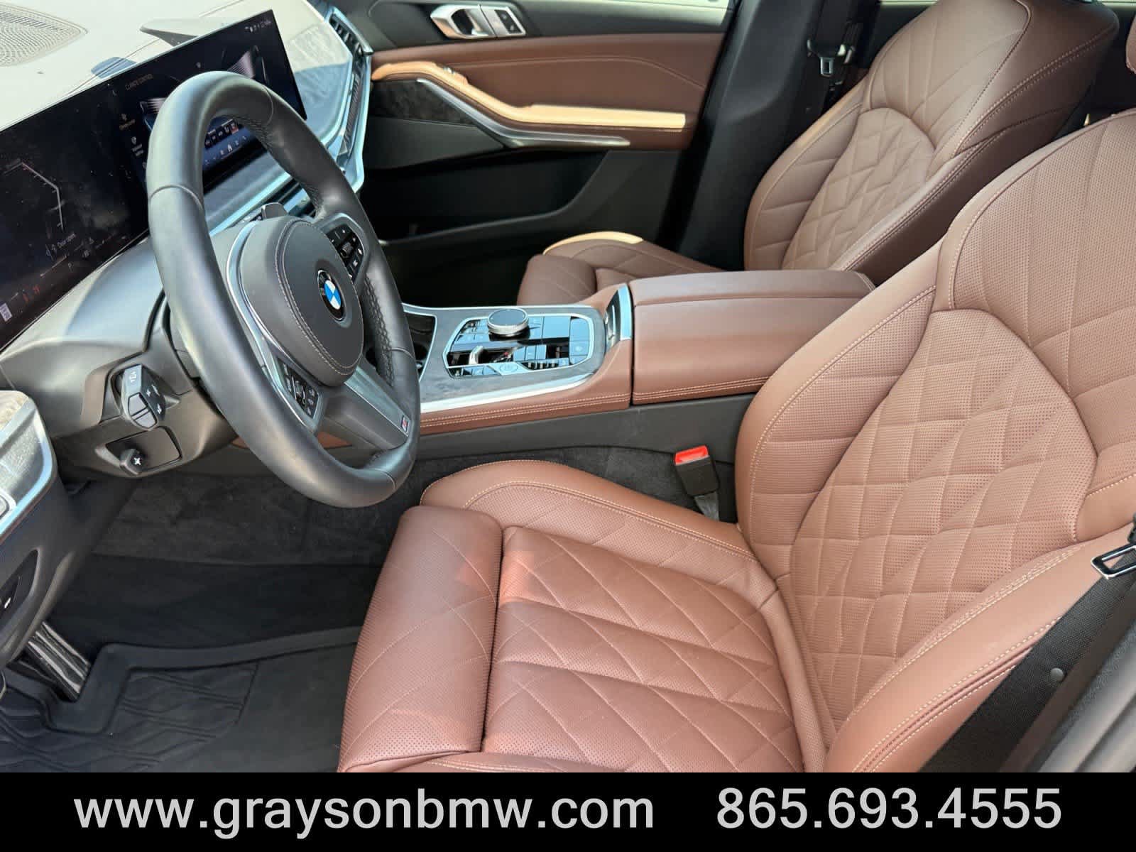 Used 2026 BMW X5 xDrive40i w/ M Sport Package AWD/4WD image 10