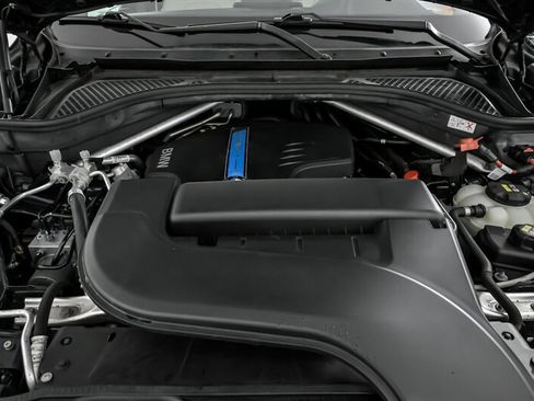 Used 2018 BMW X5 xDrive40e image 13