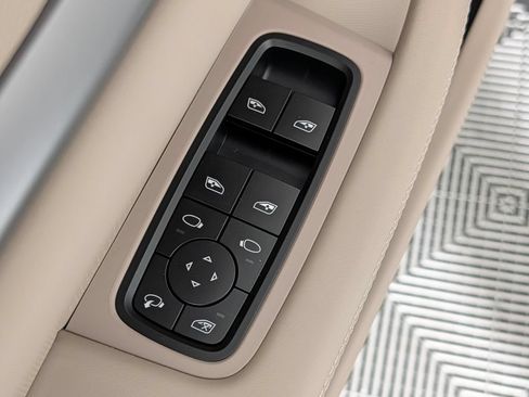 New 2026 Porsche Taycan AWD/4WD image 27