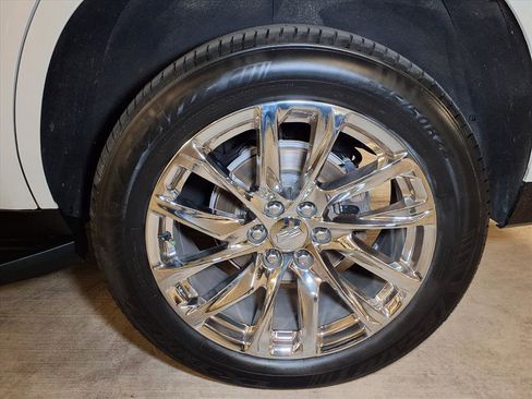 Certified 2023 Cadillac Escalade Premium Luxury w/ LPO, Radiant Package image 20