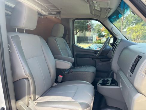 Used 2018 Nissan NV 1500 SV image 15