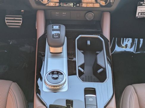 New 2026 Mitsubishi Outlander SEL FWD image 20