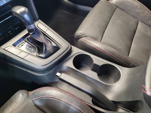 Used 2018 Hyundai Elantra Sport FWD image 26