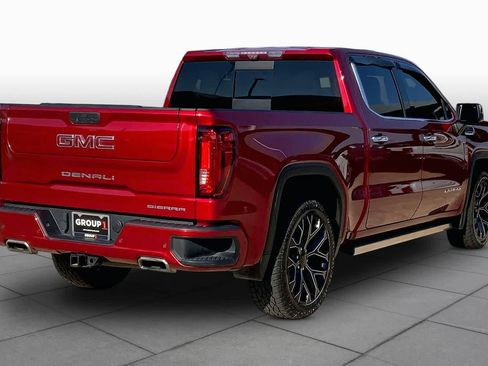 Used 2021 GMC Sierra 1500 Denali w/ Denali Ultimate Package AWD/4WD image 12