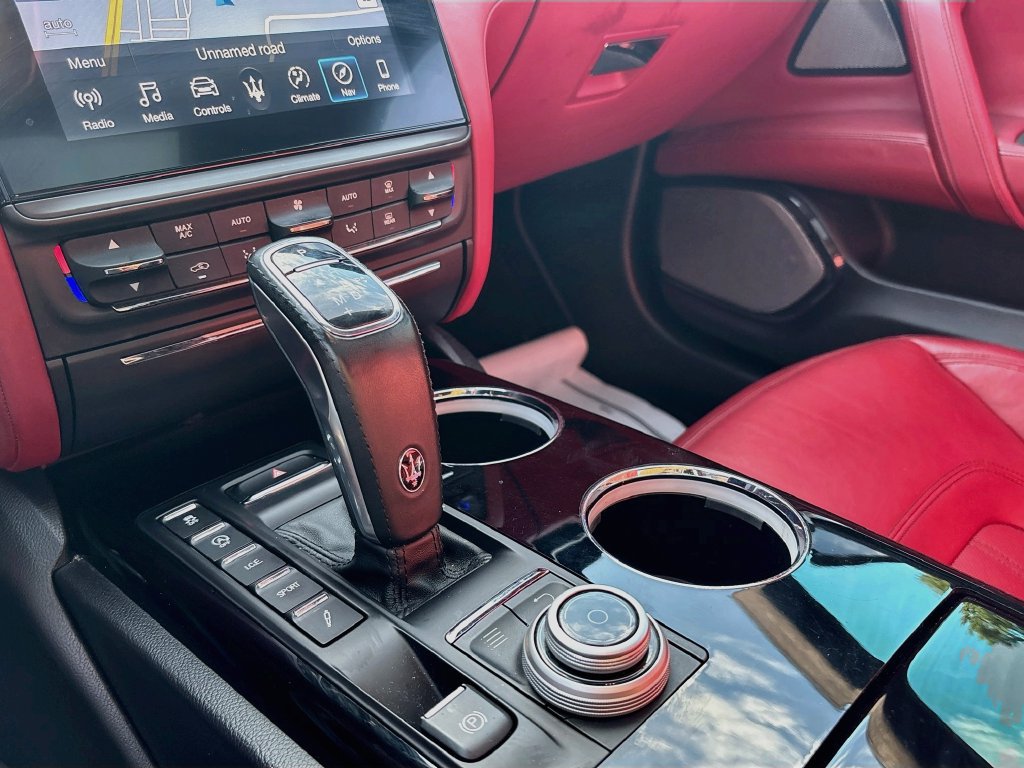Used 2019 Maserati Quattroporte S GranLusso RWD image 17