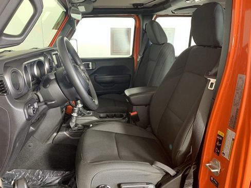 Used 2023 Jeep Gladiator Sport w/ Trailer Tow Package image 16