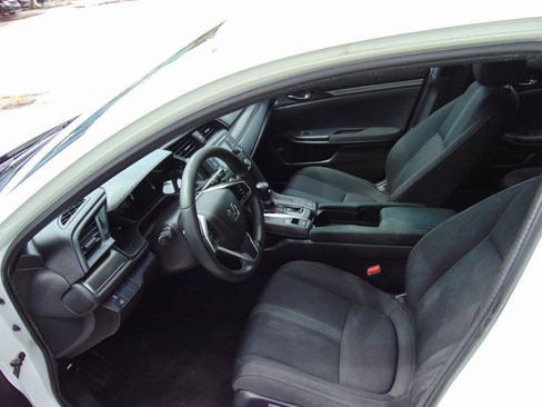 Used 2017 Honda Civic Sport image 28