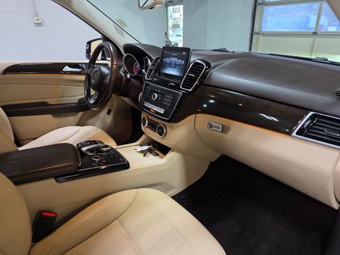 Used 2017 Mercedes-Benz GLE 350 4MATIC image 25