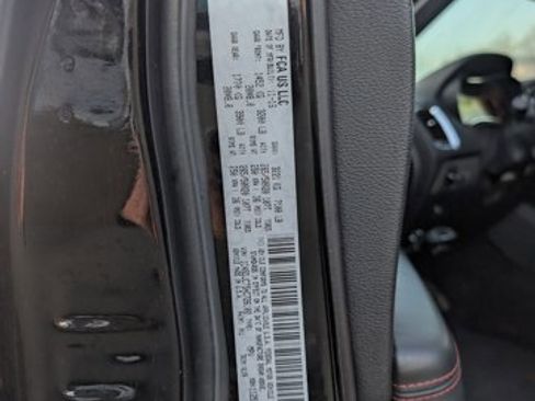 Used 2017 Dodge Durango R/T w/ Technology Group image 19