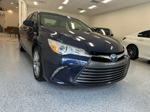Used 2015 Toyota Camry XLE image 10