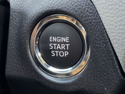 Used 2025 Toyota RAV4 XLE Premium image 48