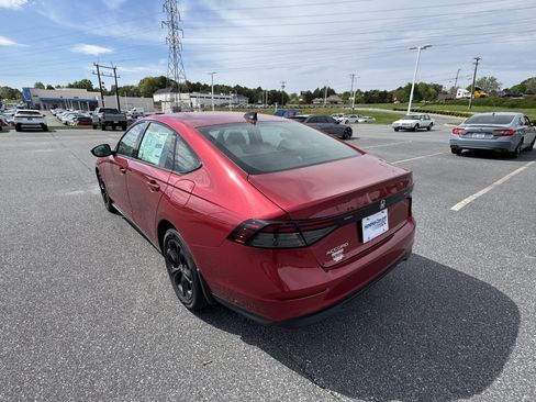 New 2026 Honda Accord SE image 8