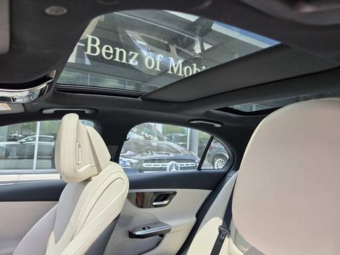 Used 2025 Mercedes-Benz C 300 Sedan image 8