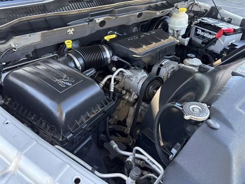 Used 2012 RAM 1500 Classic SLT RWD image 39