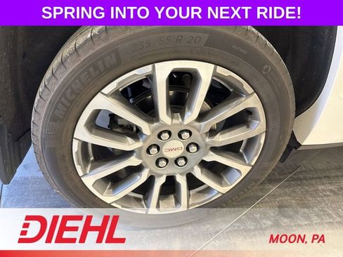 Used 2023 GMC Acadia Denali w/ Denali Ultimate Package AWD/4WD image 8