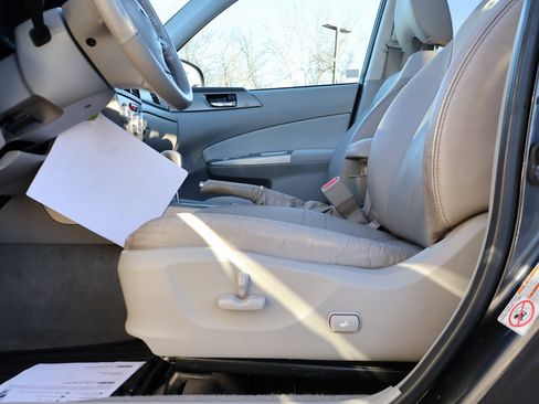 Used 2010 Subaru Forester 2.5X Limited image 25
