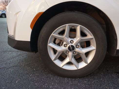 Used 2024 Kia Soul LX w/ Option Group 015 image 6