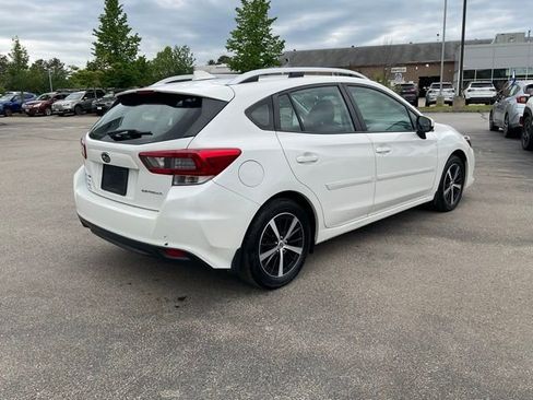 Certified 2022 Subaru Impreza 2.0i Premium AWD/4WD image 8