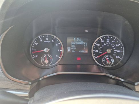 Used 2022 Kia Telluride EX w/ Towing Package FWD image 17