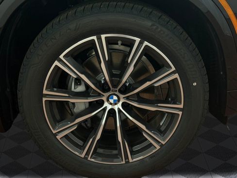 New 2026 BMW X5 xDrive40i w/ M Sport Package image 11