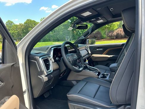 New 2026 GMC Canyon Denali AWD/4WD image 41