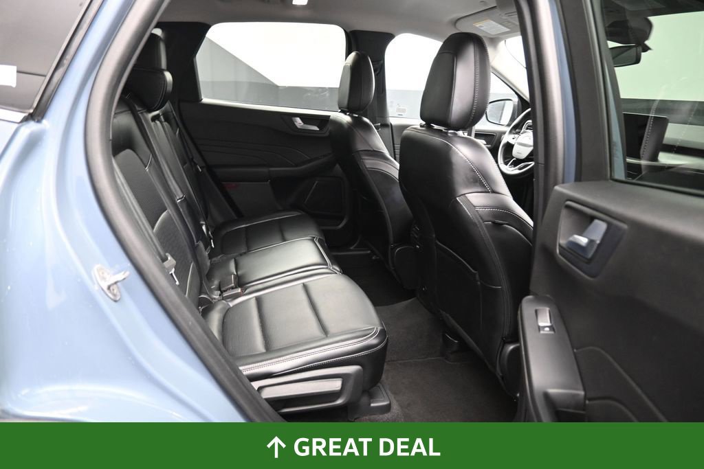 Used 2024 Ford Escape Platinum AWD/4WD image 25