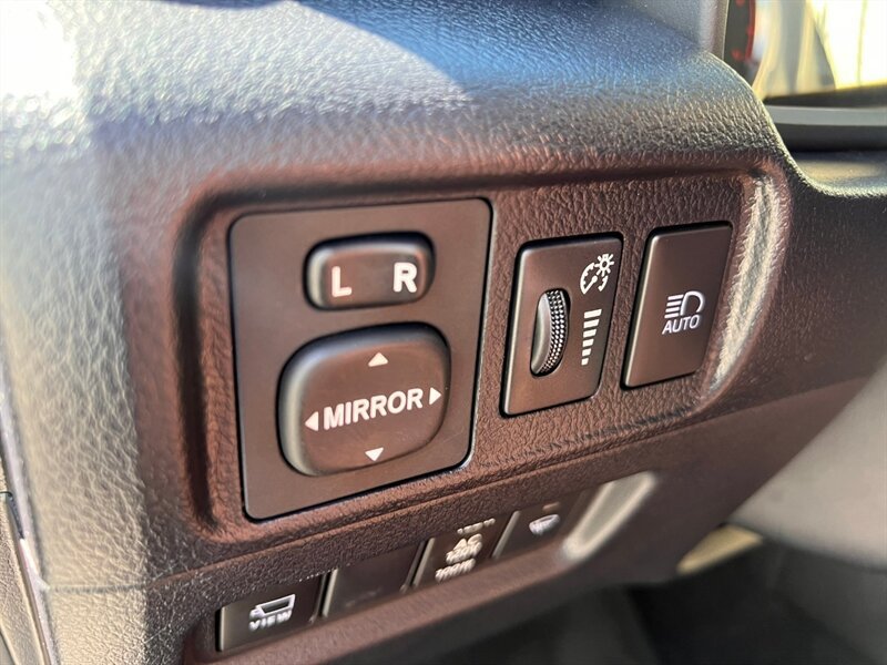 Used 2023 Toyota 4Runner Limited AWD/4WD image 26