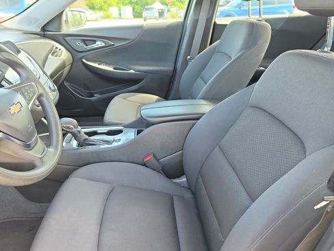 Used 2023 Chevrolet Malibu LT FWD image 15