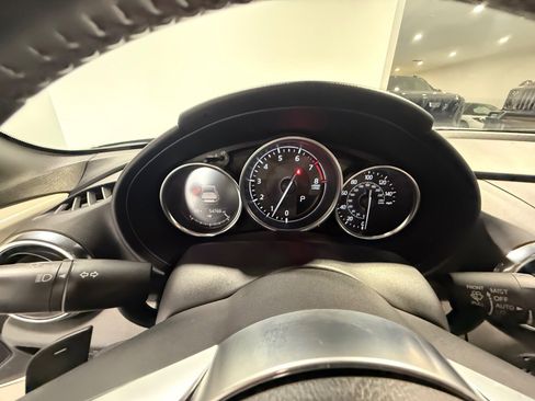 Used 2017 MAZDA MX-5 Miata RF Grand Touring RWD image 36