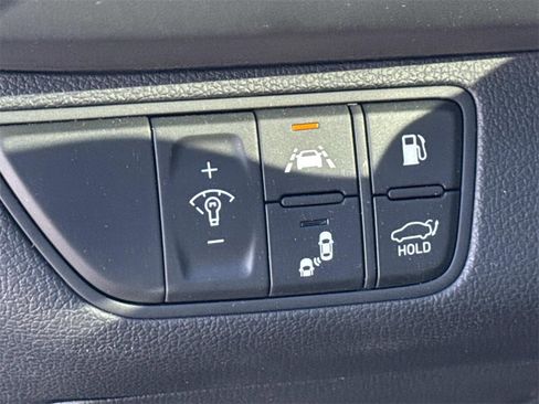 Used 2021 Genesis G70 3.3T w/ Sport Package image 18