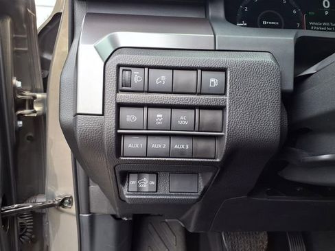 Used 2025 Toyota Tacoma TRD Off-Road w/ TRD Off Road Upgrade Package AWD/4WD image 15
