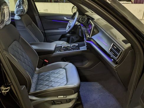 New 2026 Volkswagen Atlas Cross Sport SEL Premium R-Line image 22