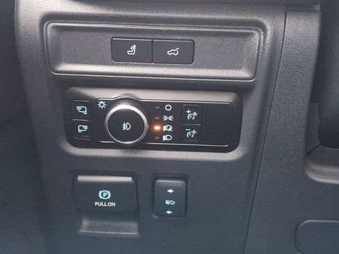 Used 2024 Ford Expedition Max Platinum image 22