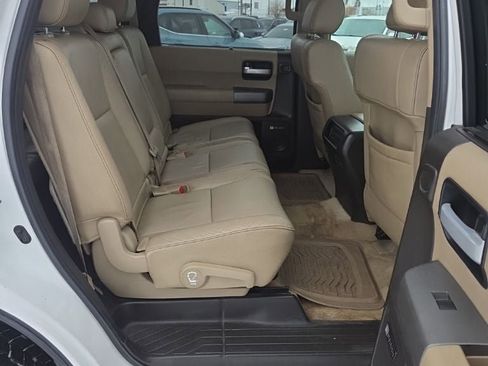 Used 2011 Toyota Sequoia Limited image 30