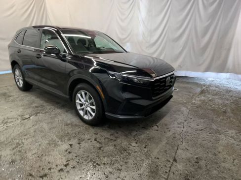 Used 2026 Honda CR-V EX image 2