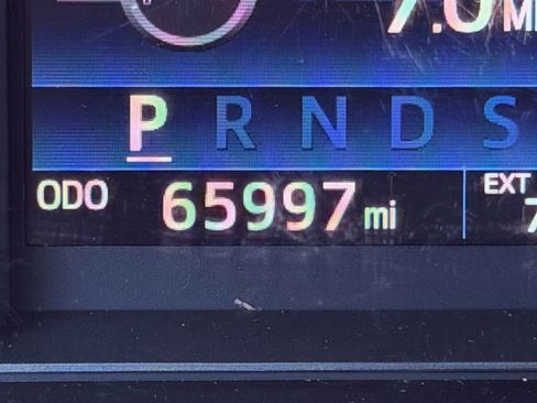 Used 2017 Toyota Tundra SR5 w/ TRD Off Road Package image 27