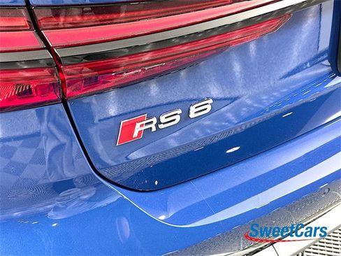 Used 2025 Audi RS 6 performance image 53
