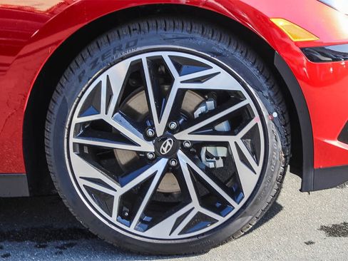 New 2025 Hyundai Ioniq 6 SEL image 7