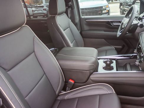 New 2026 Chevrolet Tahoe Premier w/ Sun And Tow Package image 15