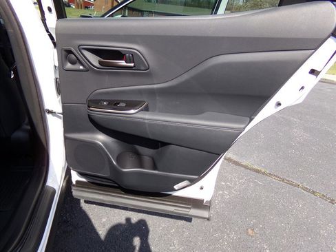 Used 2024 Toyota Crown Platinum image 49