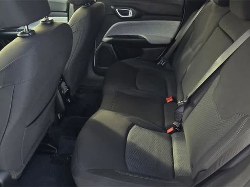 Used 2025 Jeep Compass Sport image 14