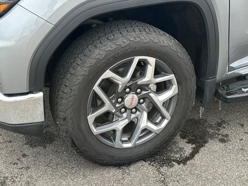 Used 2023 GMC Sierra 1500 SLT w/ SLT Premium Plus Package image 47