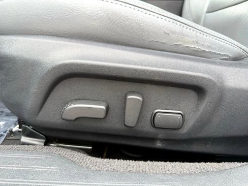 Used 2018 Subaru Outback 2.5i Limited image 19