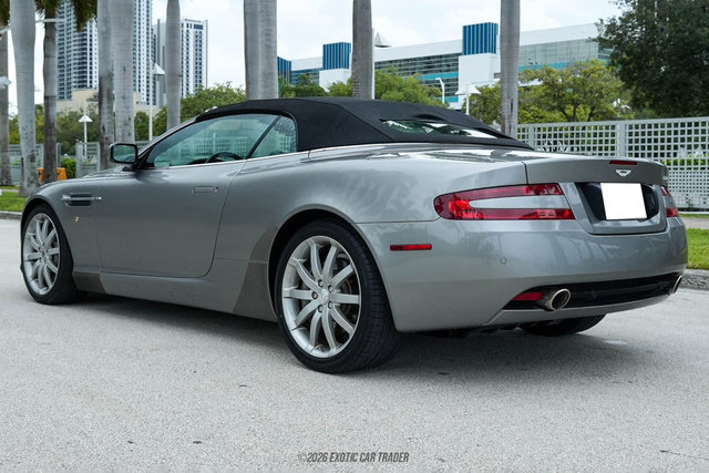 Used 2006 Aston Martin DB9 Volante RWD image 17