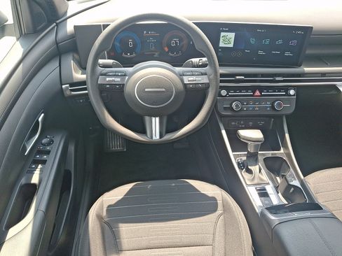 Certified 2025 Hyundai Santa Cruz SE AWD/4WD image 12