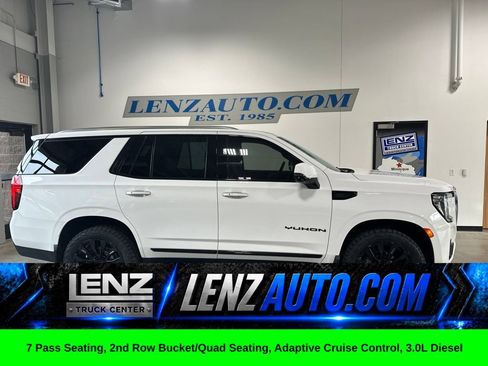 Used 2024 GMC Yukon SLT w/ SLT Luxury Package AWD/4WD image 1