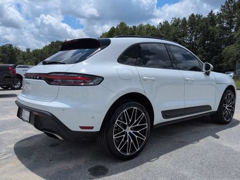 Used 2024 Porsche Macan AWD/4WD image 4